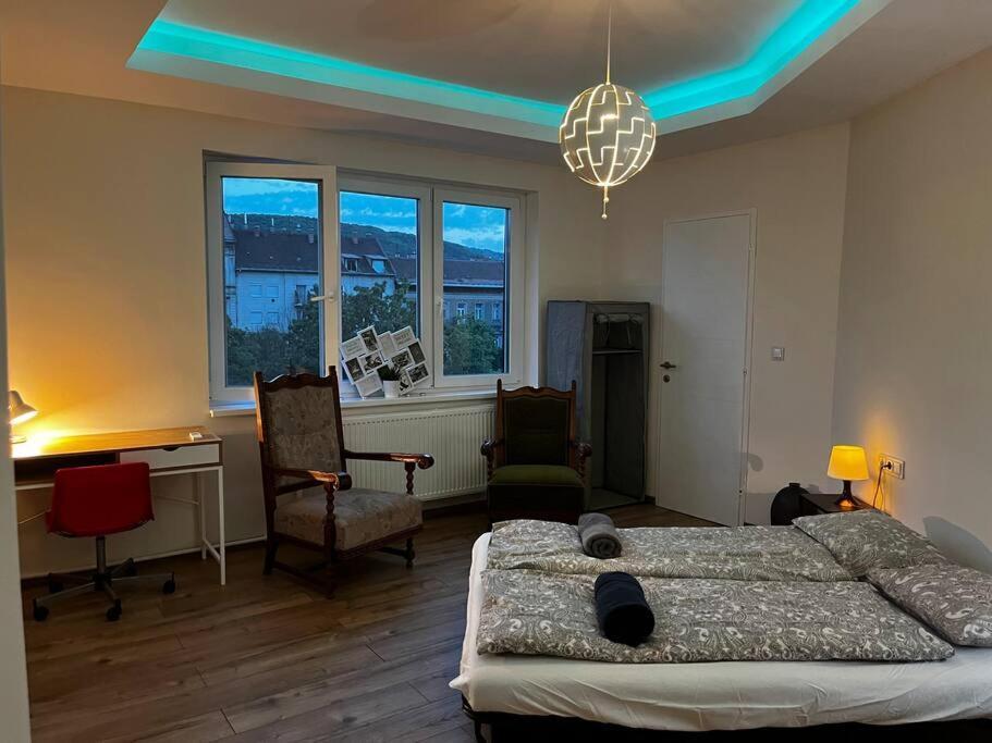 Renovated Stylish Flat At The Castle&Metro Apartment Budapest Exterior photo